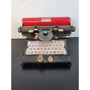 AMERICAN FLYER  TIN  TOY  TYPEWRITER 1933‎ RED COLOR